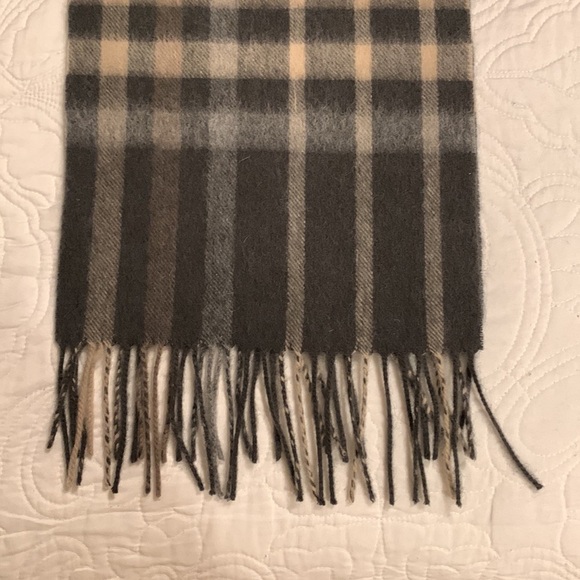 Ballantrae Edinburgh 100% Lambswool Scarf 8” x 60” - Picture 2 of 7